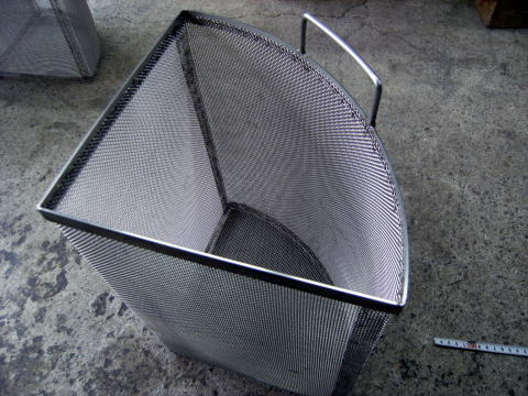 2009Niʐ^6-2